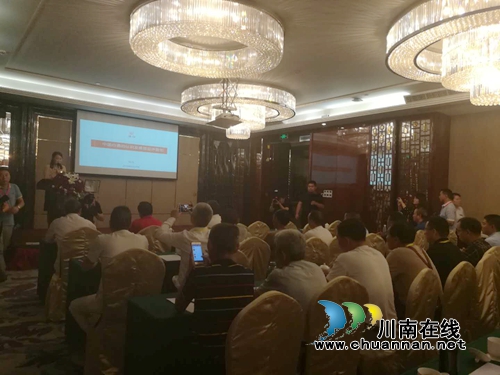 你会喝酒吗？“酒界大腕”来泸传授“酒文化”(图4)