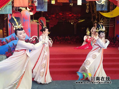 云想衣裳花想容&nbsp;沈子国酒庄全场飘香“女儿红”(图8)