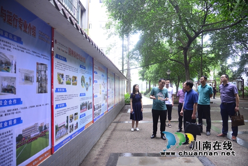 自贡富顺职业技术学校到泸县建校开展交流活动(图1)