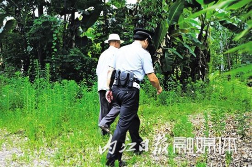 内江：老人6000元遗失情绪激动&nbsp;民警两小时找回(图1)