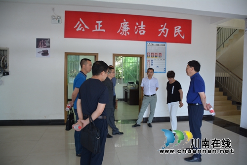 古蔺县政协副主席邓学玲一行到观文、双沙人民法庭调研人民法庭建设(图3)