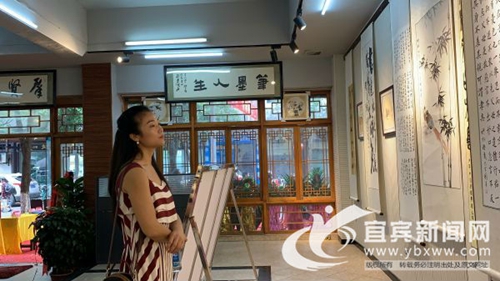 川渝两地书画艺术家齐聚宜宾南溪“逐梦”(图3)