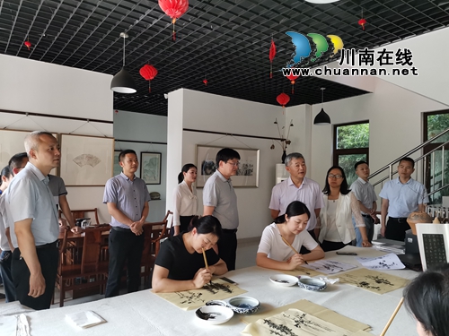 刘云到张坝桂圆林景区考察调研艺术区工作(图1)