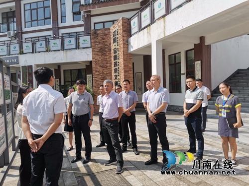 刘云到张坝桂圆林景区考察调研艺术区工作(图2)