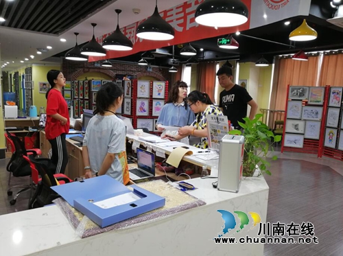 江阳区教育局到张坝街道开展暑假期间校外培训机构专项督查工作(图1)