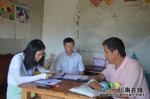 泸县玉蟾街道全面核查“两不愁三保障”回头看大排查情况(图1) 泸县玉蟾街道全面核查“两不愁三保障”回头看大排查情况(图1)