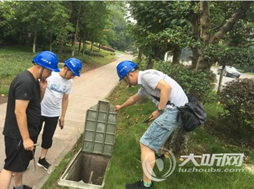 保障安全供水&nbsp;泸州兴泸水务集团检查供水管网(图1)