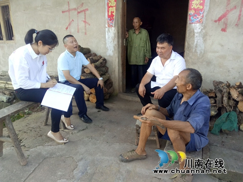 泸县玉蟾街道开展“两不愁三保障”大排查问题再复核工作(图5)