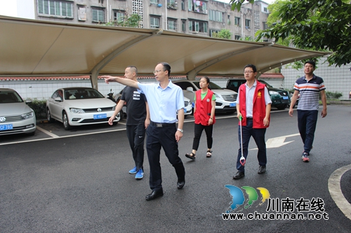 肖春率队到泸县玉蟾街道督导国家卫生县城第二次复审迎检工作(图1)