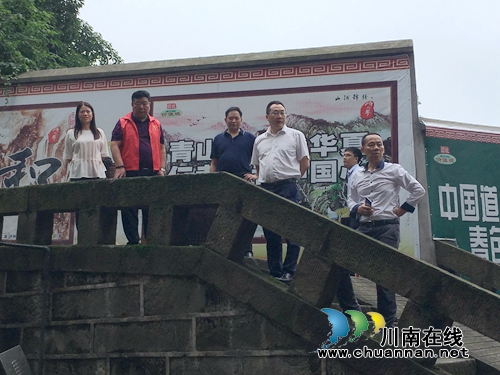 张学彬到泸县玉蟾街道督导国家卫生县城第二次复审迎检工作(图2) 张学彬到泸县玉蟾街道督导国家卫生县城第二次复审迎检工作(图2)