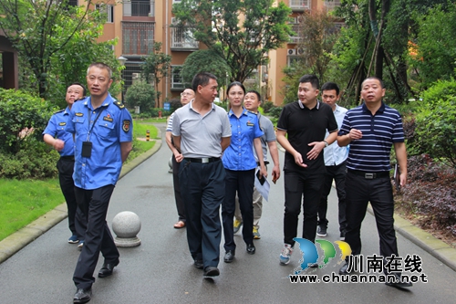 泸州市城管执法局到泸县督导违建治理工作(图1)