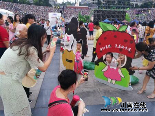 合江荔枝节：上万人打卡荔枝文化广场！(图8)