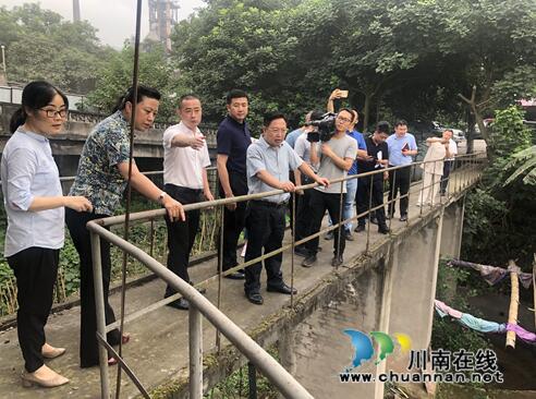 鞠丽率队督导泸县生态环保攻坚及重点项目工作(图1)