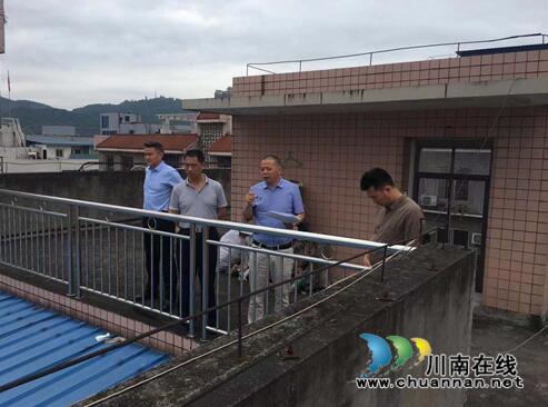 泸州市城管执法局督查泸县城市管理重点工作(图2)