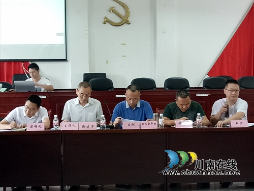 合江县南滩镇：“三堂会审”确保“两不愁三保障”精准核查成效(图2)