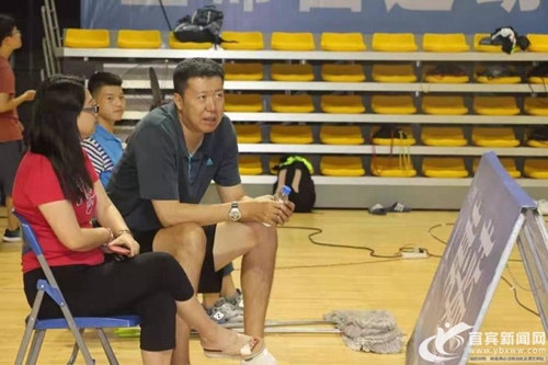 全国青年锦标赛鏖战南溪&nbsp;王治郅“空降”现场(图1)