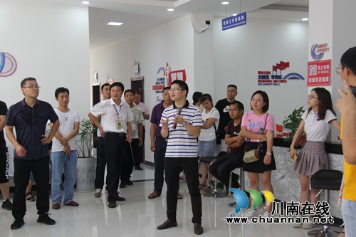 全市基层优秀党组织书记到泸县云龙镇观摩学习基层党建工作(图4)