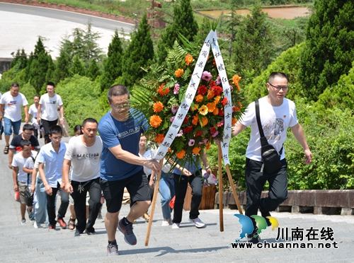 古蔺县法院：庆“八一”感受红色情怀&nbsp;扬革命精神争先锋模范(图3)