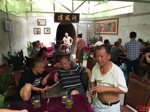 38度高温笼罩宜宾城&nbsp;城外这个洞口才20度(图1)