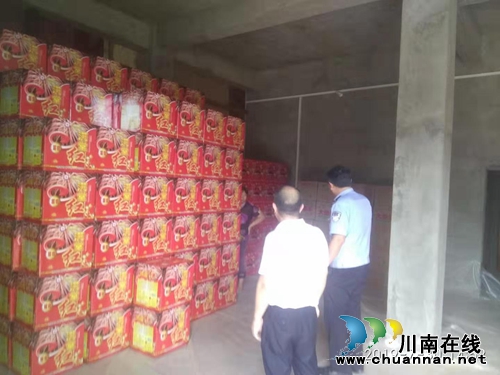合江打掉一非法储存烟花爆竹窝点&nbsp;案值15万元(图1)