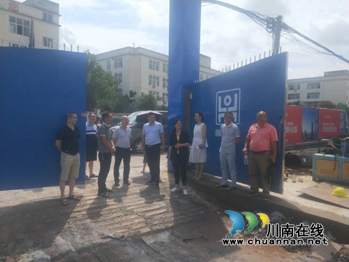 泸州市经信局到合江县检查工业产业扶贫专项项目