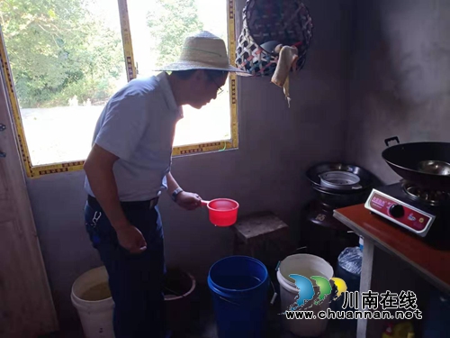 泸县潮河镇开展脱贫攻坚饮水安全大走访
