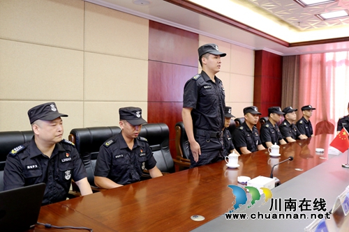 四川融通安防集团举行“八一”建军节座谈会(图2)