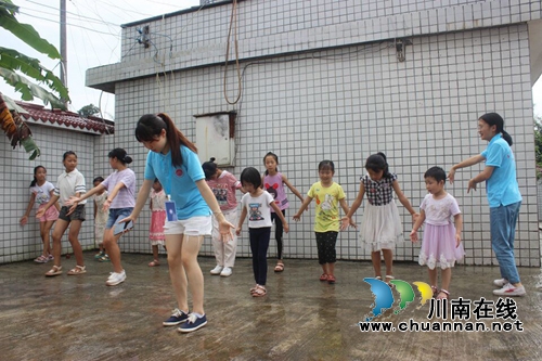 情暖乡村儿童！西华师大学子到叙永爱心支教(图6)