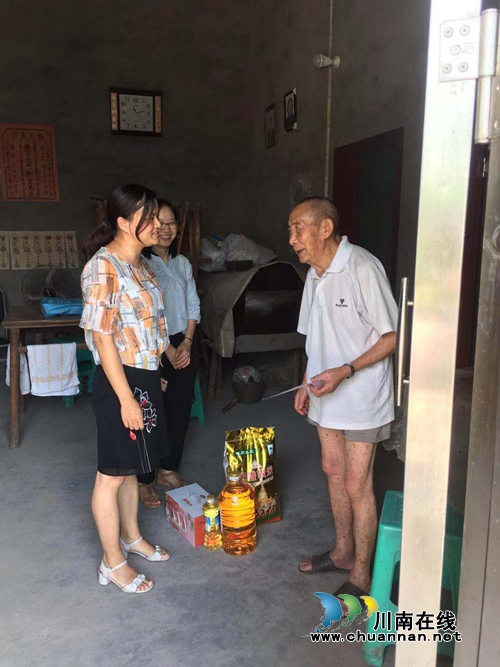 泸县太伏镇开展“八一”走访慰问优抚对象活动(图2)