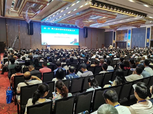 2000余人的见证下，西南医大中医院闪耀登场(图1)