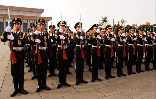 坚守法治旗帜&nbsp;天安门国旗护旗手凌璐的新阵地(图9)