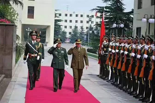 坚守法治旗帜&nbsp;天安门国旗护旗手凌璐的新阵地(图16)