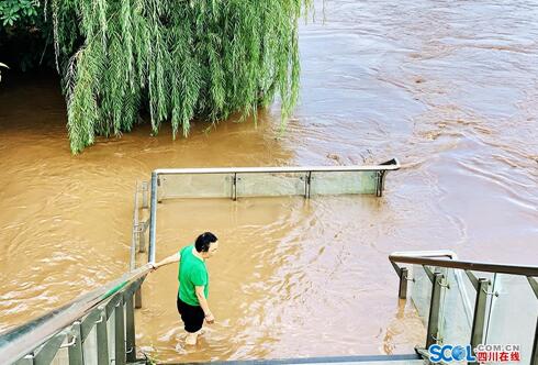 12.63米！来势凶涨幅大&nbsp;今年最大洪峰过境泸州(图3)