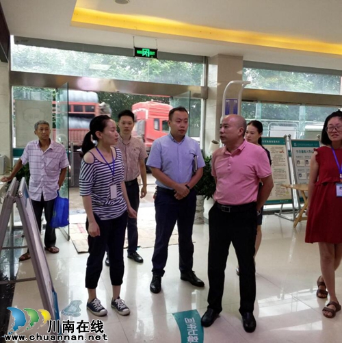 龙马潭区委常委陈讯督查特兴街道迎接全国文明城市复检工作(图2)