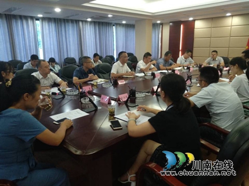 自贡市荣县赴合江县学习垃圾填埋场的先进经验(图1)