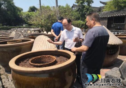 泸州市市场监管局调研合江县申报市政府质量奖企业相关工作