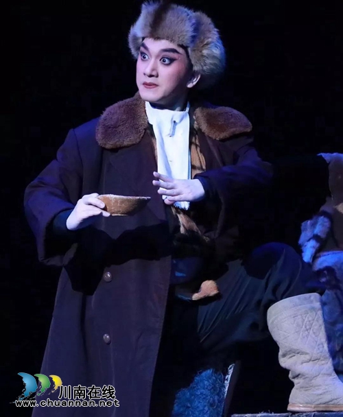 经典现代京剧《智取威虎山》9月3日泸州献演(图4)