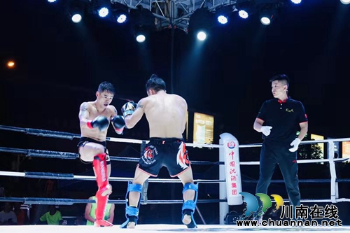 “荆林风·沈酒杯”自由搏击公开赛在泸州开赛(图4)