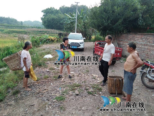 合江县法王寺镇进村入户宣传动物防疫知识(图2)