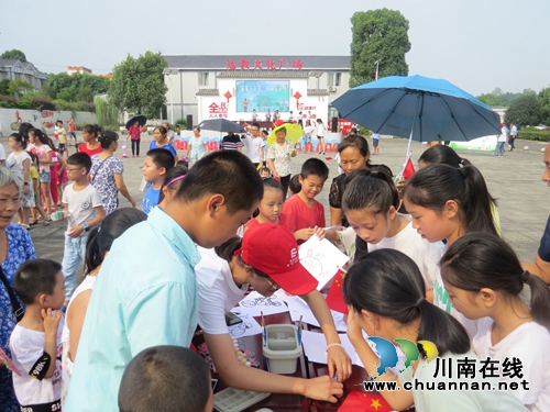 龙马潭区特兴街道走马村开展“携童子之手&nbsp;助绿色之行”主题活动(图1)