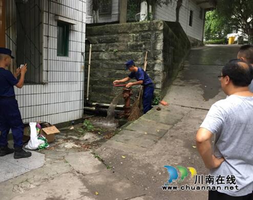 泸县消防大队、云龙镇安办、教管中心联合开展学校开学前消防安全大检查(图2)