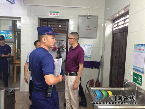 泸县消防大队、云龙镇安办、教管中心联合开展学校开学前消防安全大检查(图3)