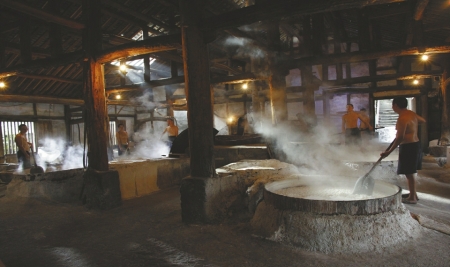 盆地起飞到全国折桂&nbsp;自贡有灯有龙更有盐有味(图2)