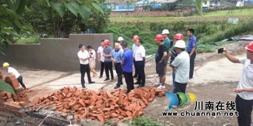 李云春率队督导龙马潭玉带河水环境提升工程项目推进情况(图1)