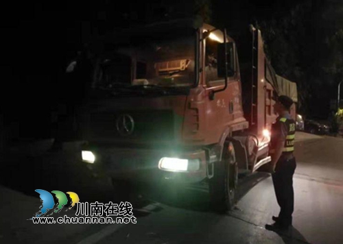 合江县白沙镇严查超限超载违法行为(图2)