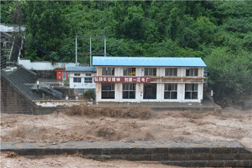 泸州持续强降雨&nbsp;致古蔺多个乡镇1.2万余人受灾(图1)