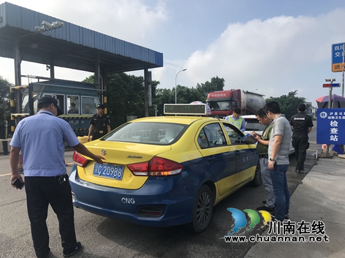 泸县立石镇开展“三联动”道路交通安全大检查(图1)