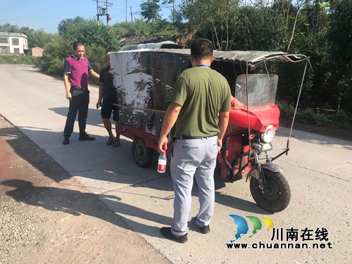 泸县立石镇开展中秋节前“五统一、五联动”交通整治(图1)