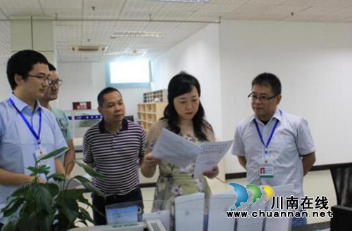 丁跃萍调研工程建设项目审批制度改革工作(图1)