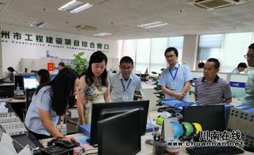 丁跃萍调研工程建设项目审批制度改革工作(图2)